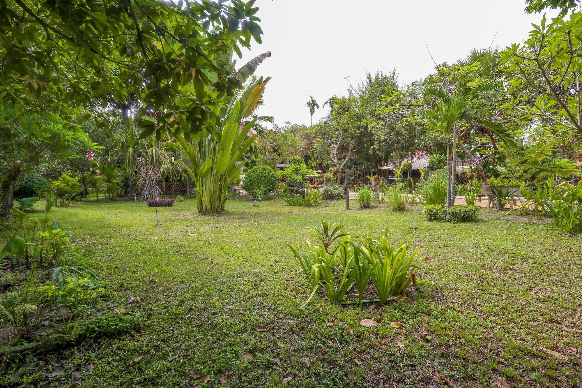 Bloom Garden Guesthouse Siem Reap Buitenkant foto